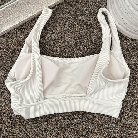 Aeire bikini top - Picture 2 of 2